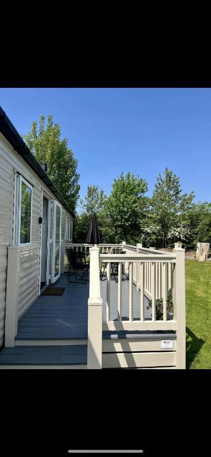 Tarka Holiday Park Ashford  Exteriör bild